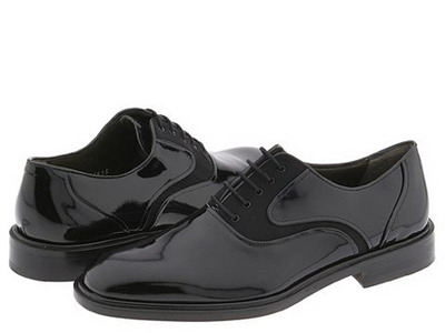 pair of Mens Oxfords shoes